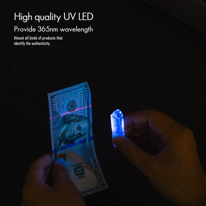 RovyVon Aurora A8 4th Generation USB - C Keyring Light with Sidelights - Refraction Lighting