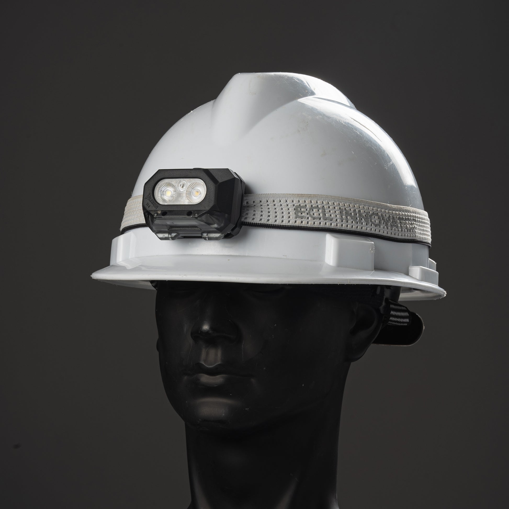 WUBEN H4 Multi - function Head Torch - With Dual Battery Options - Refraction Lighting