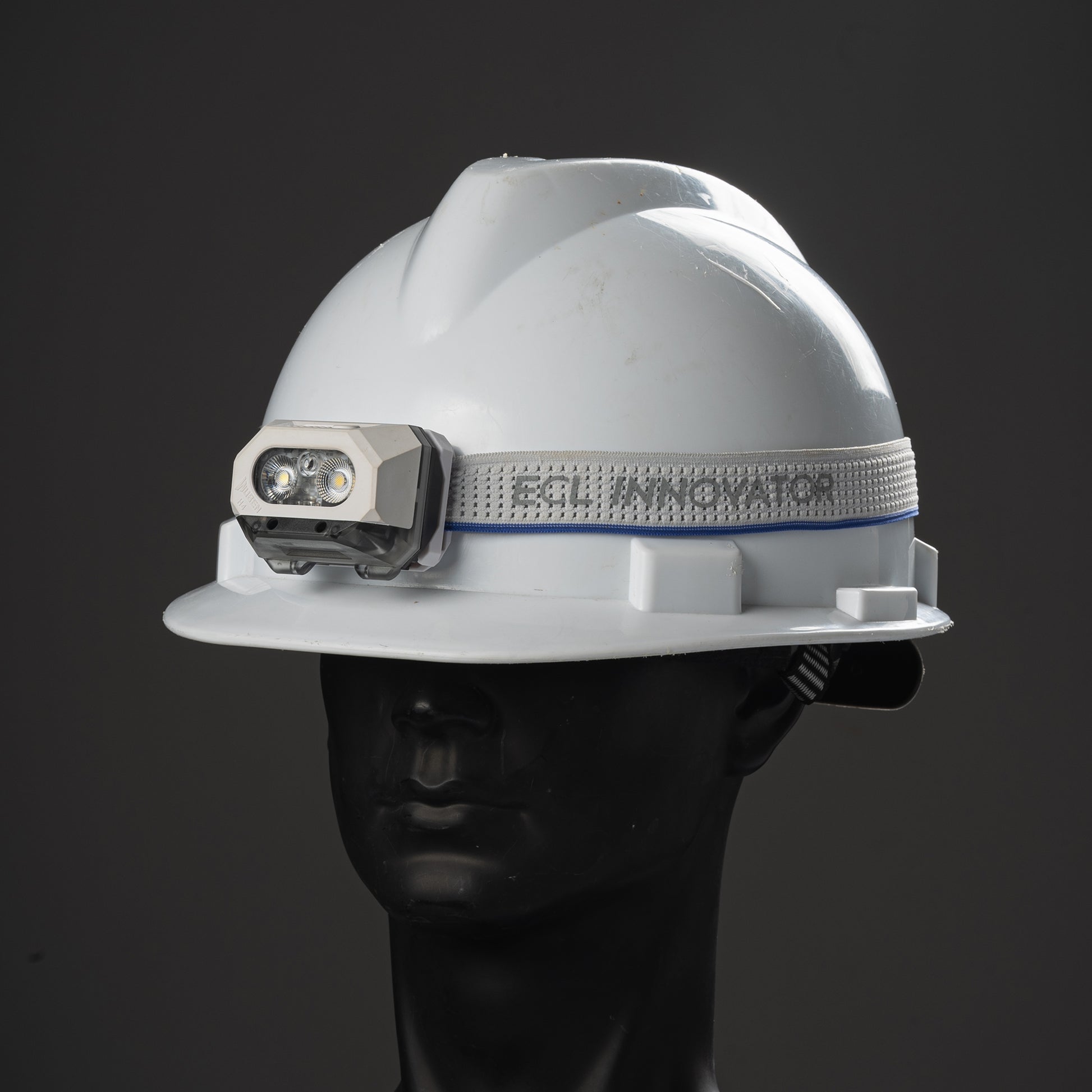 WUBEN H4 Multi - function Head Torch - With Dual Battery Options - Refraction Lighting