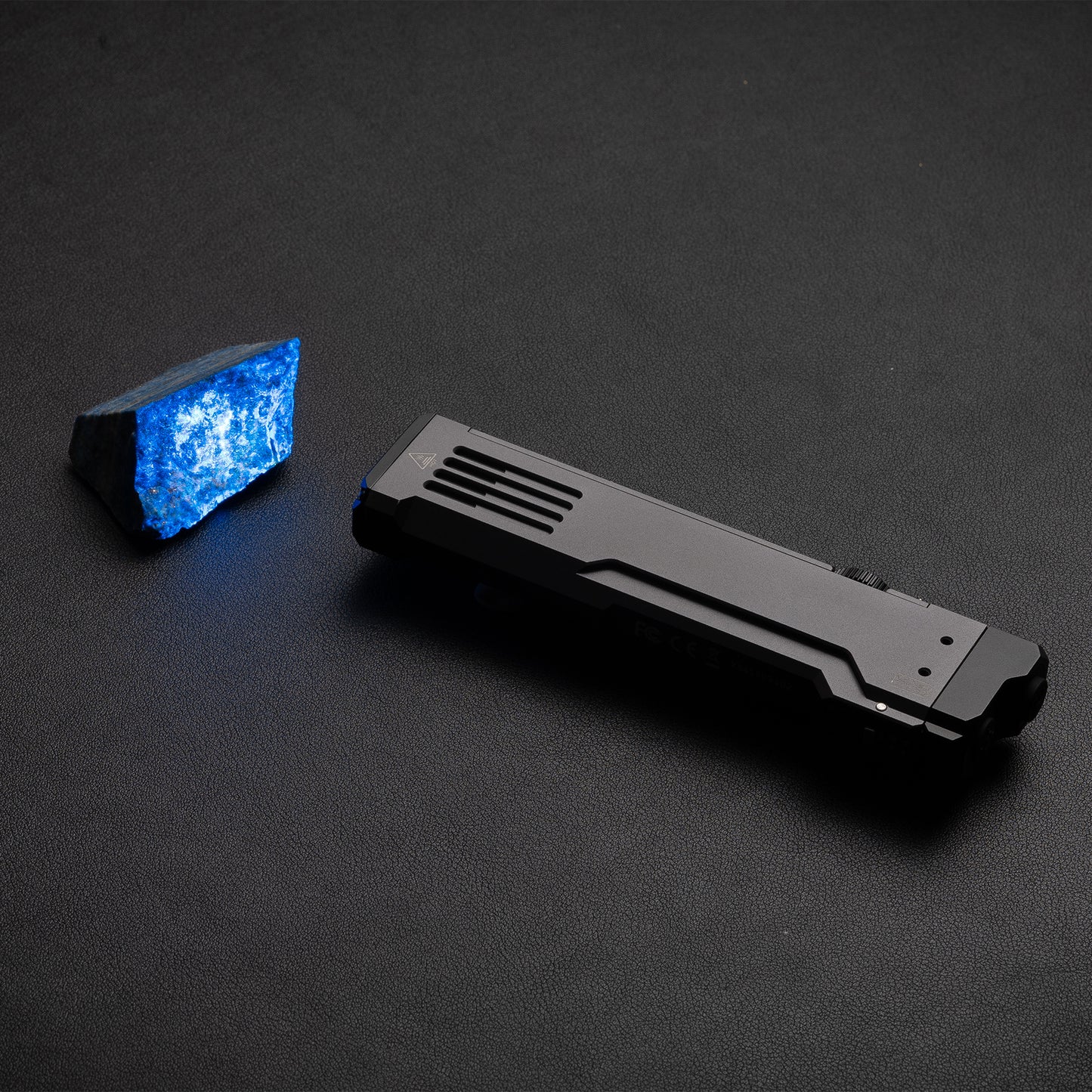 WUBEN X5 3-in-1 1300 Lumens Compact EDC Torch - Refraction Lighting